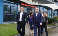 熱烈歡迎意大利圭迪佐洛市市長(zhǎng)一行蒞臨我司參觀！